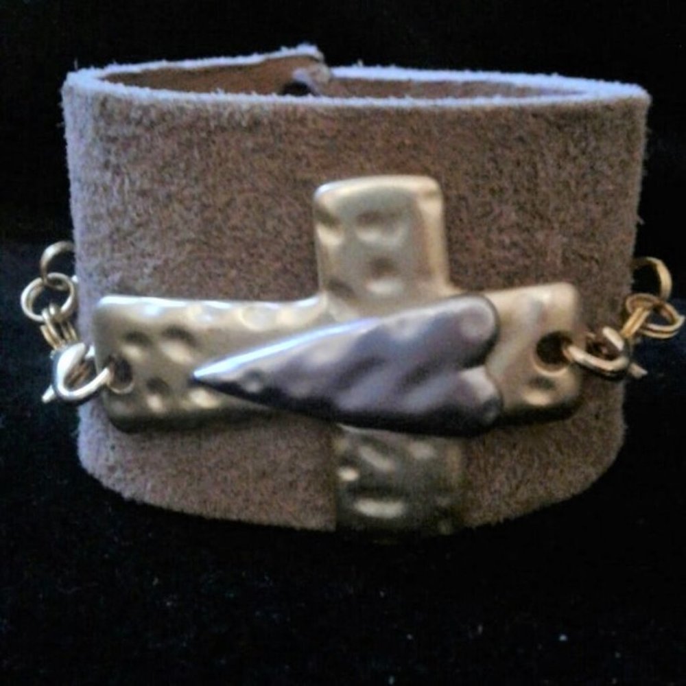Brown Leather Cuff With Cross